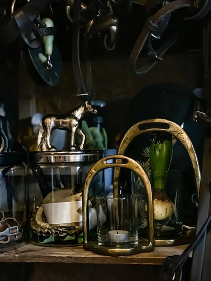 Ljuslykta Stigbygel Antik guld - THG