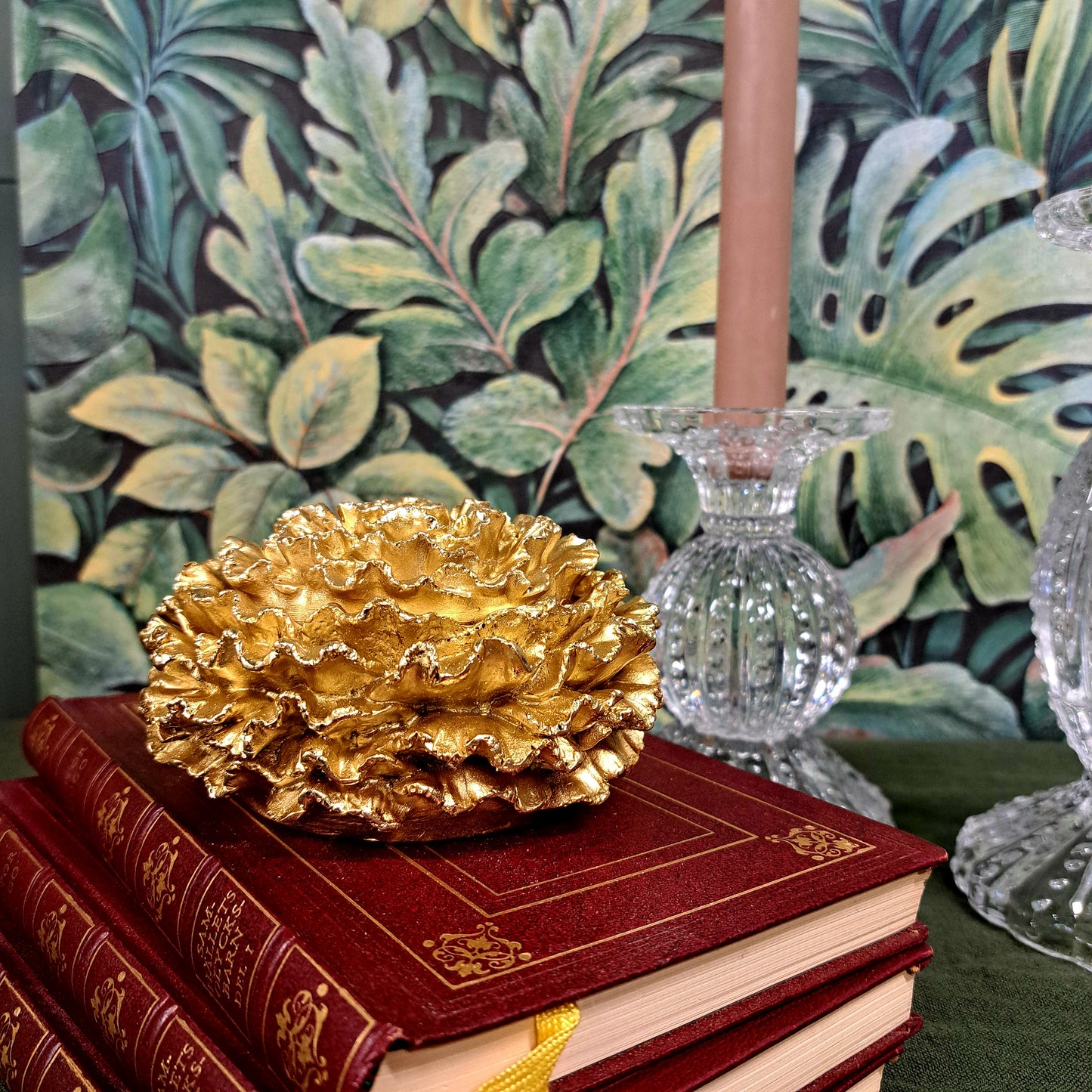 Ask Pion Guld - A Lot Decoration